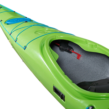 Sea kayak cockpit